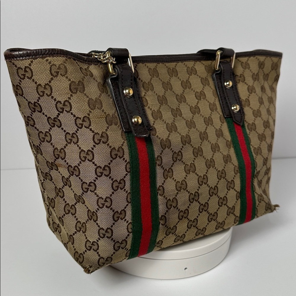 💯 Authentic Gucci Tote Bag with Cherryline🍀 - Picture 14 of 17